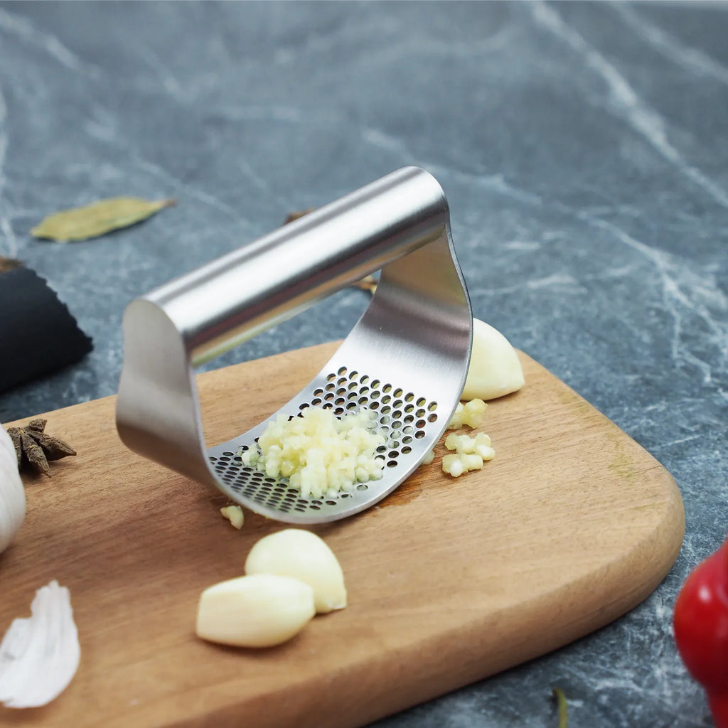 Upgraded Stainless Steel Garlic Press Squeezer Manual Garlic Ginger Rocker Crusher Garlic Cutting