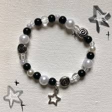 Beaded stretch bracelet