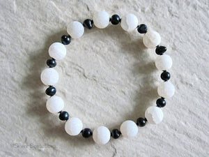 Elastic charm bracelet